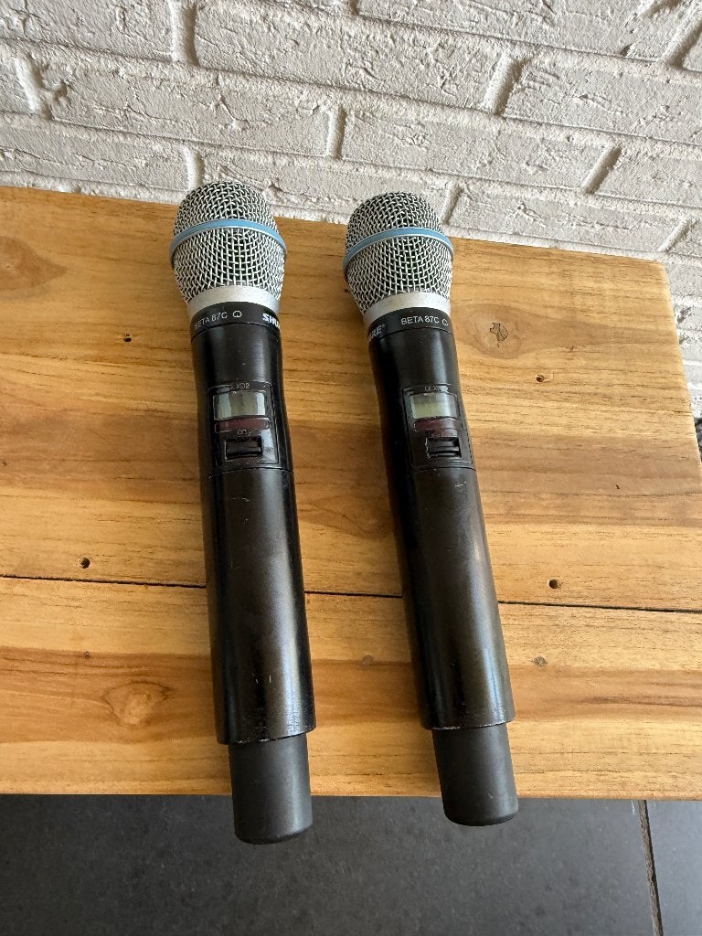 2x Shure QLXD2 met Beta 87C element, handheld zender, Verzenden, Gebruikt, Zangmicrofoon, Draadloos