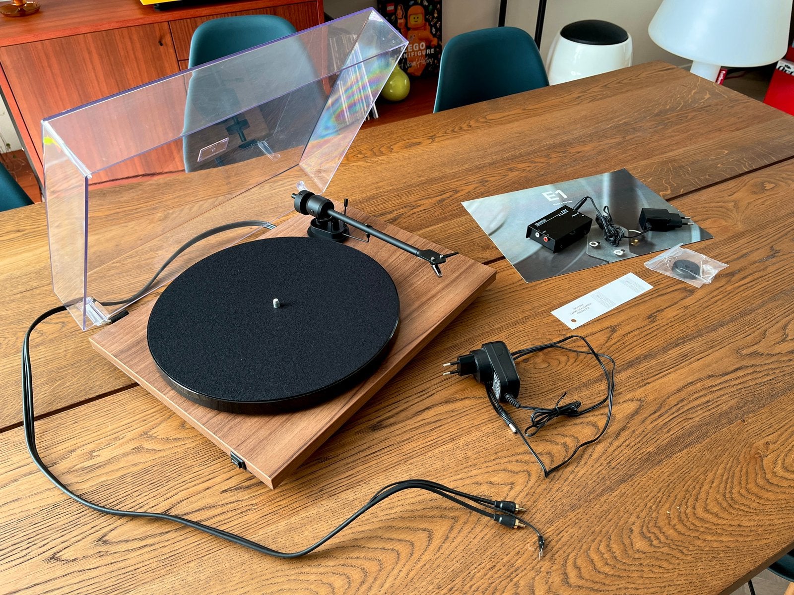 Pro-Ject E1 OM5e Walnoot Platenspeler incl. voorversterker, Audio, Tv en Foto, Platenspelers, Overige merken, Automatisch, Ophalen of Verzenden