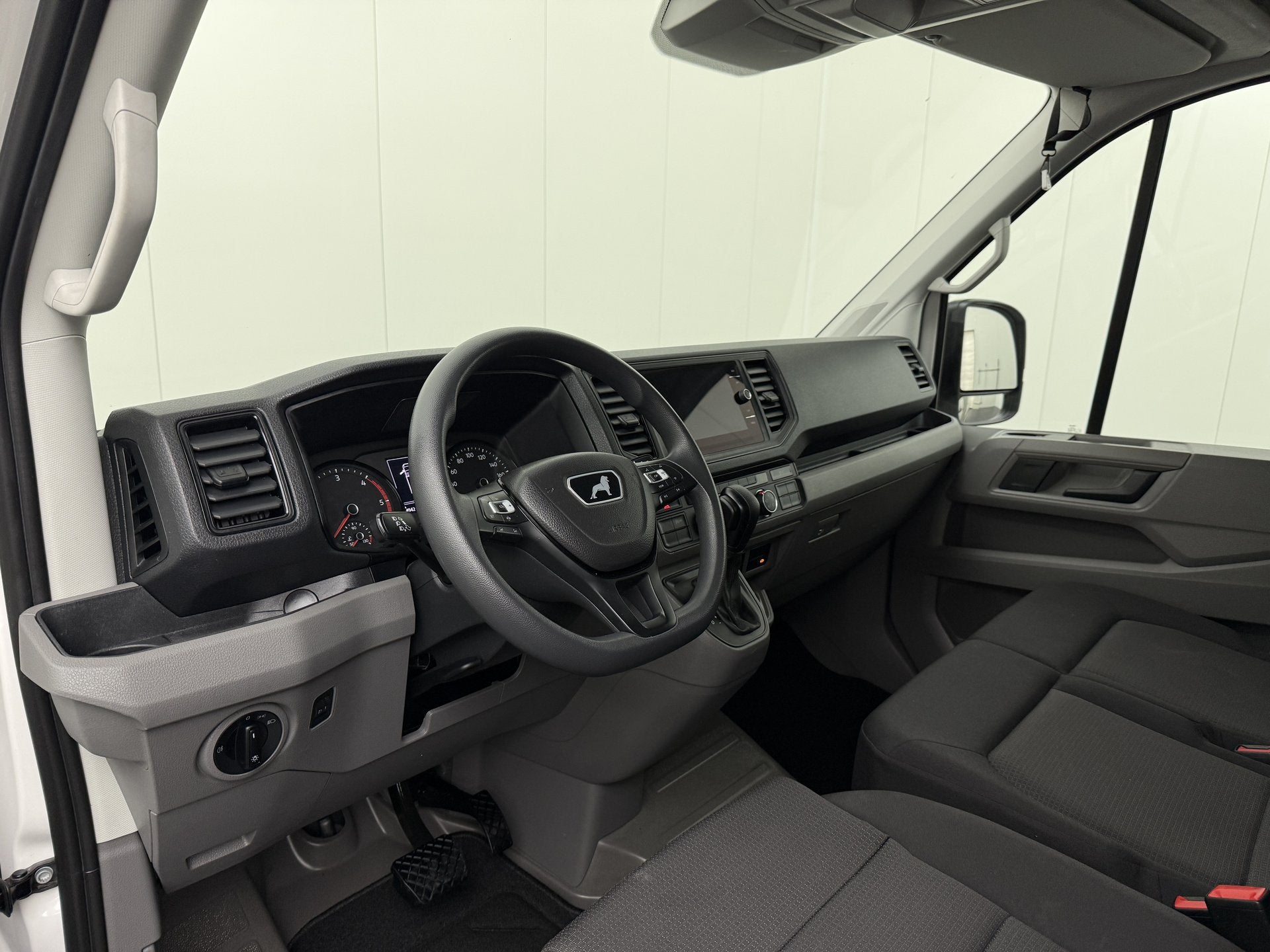 MAN TGE 2.0TDI 160PK DSG Automaat Bakwagen+Laadklep | Naviga, Auto's, Gebruikt, MAN, Diesel, Geïmporteerd