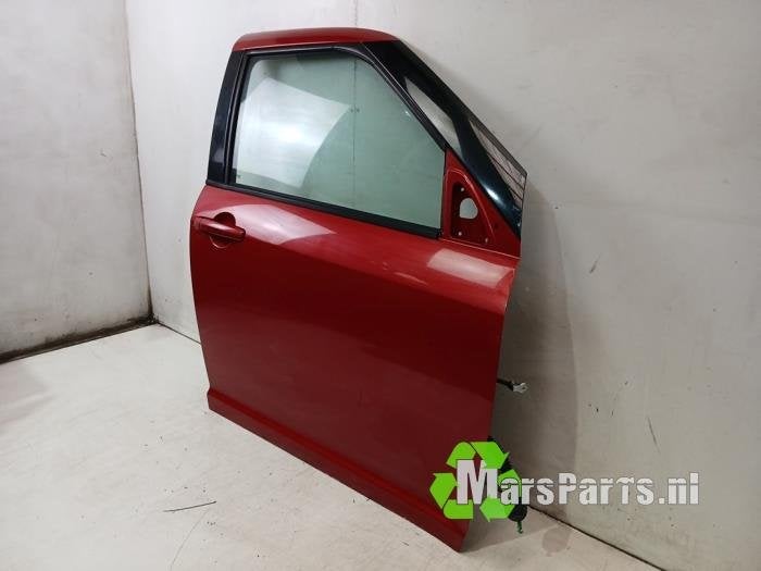 Portier 4Deurs rechts-voor van een Suzuki Swift (C09), Gebruikt, -, Deur, -