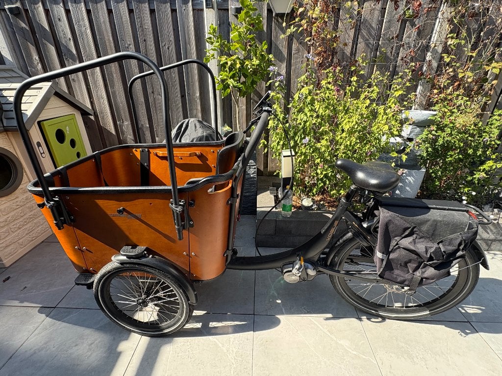 Bakfiets vogue superior deluxe, Fietsen en Brommers, Fietsen | Bakfietsen, 4 kinderen of meer, Gebruikt, Elektrisch, Ophalen