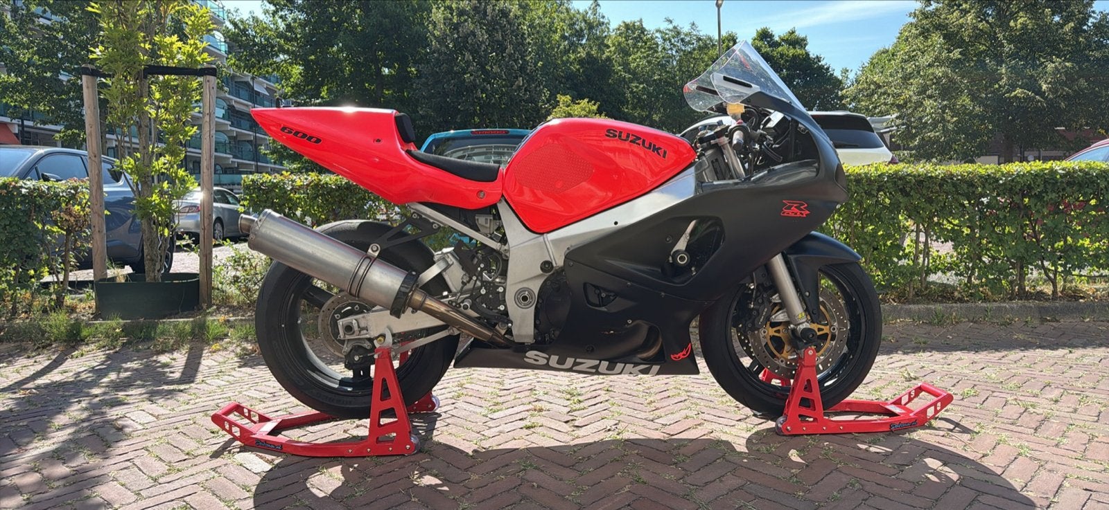 Suzuki GSX-R 600 - Sportieve circuit motor, Sportuitlaat, 4 cilinders, Motorrijbewijs A, Gebruikt