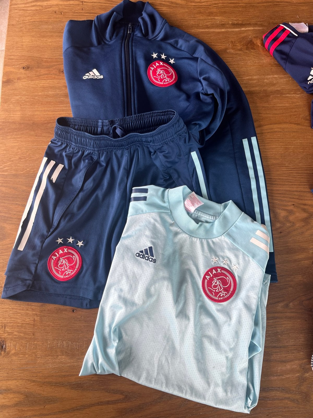 Ajax trainingspak en shirt - maat 11-12 jaar, Ophalen of Verzenden, Gebruikt, Jongen