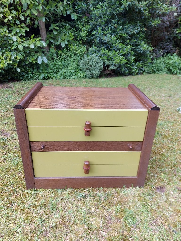 Vintage houten nachtkastje/ladekastje (jaren '70), Ophalen, Gebruikt, 65 cm of meer, Minder dan 55 cm
