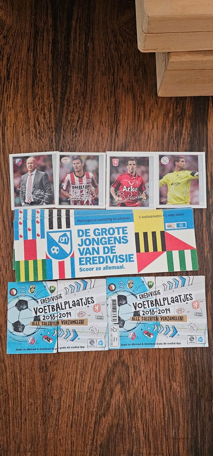 65 Voetbalplaatjes Albert Heijn Eredivisie 2018-2019, Verzenden