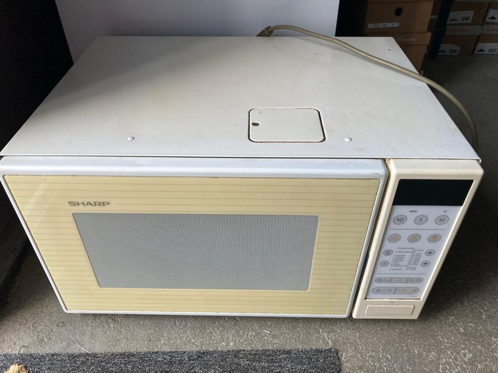 Sharp magnetron in prima maar gebruikte staat, Gebruikt, Ophalen of Verzenden, Magnetron, Draaiplateau