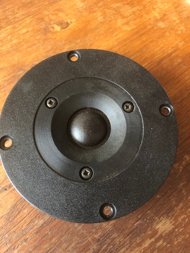 Te Koop: E1n (!) Vifa tweeter D20TD05., Audio, Tv en Foto, Luidsprekers, Ophalen of Verzenden, Minder dan 60 watt, Overige typen