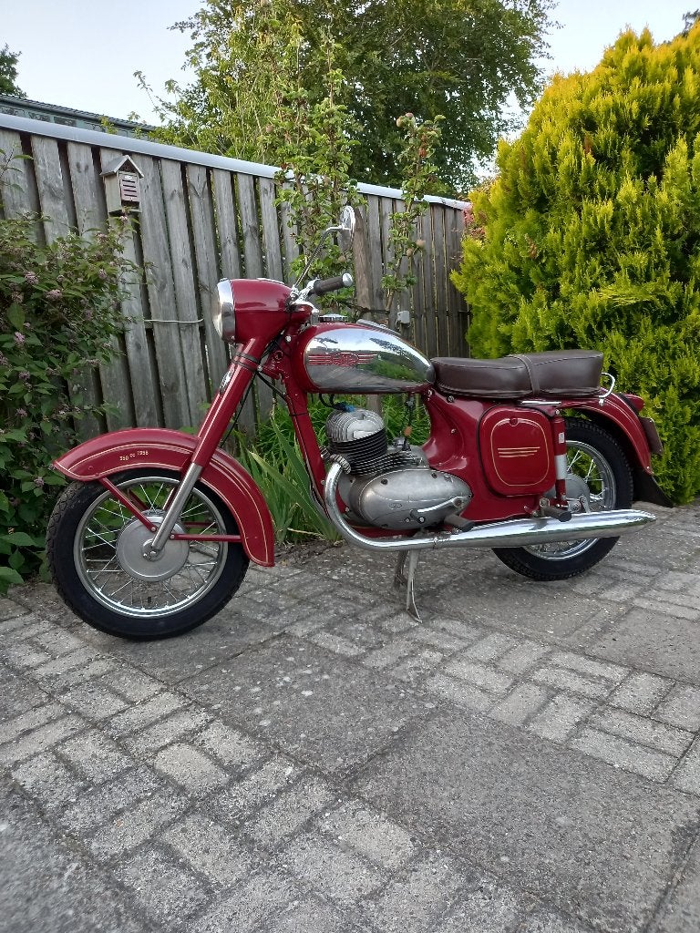 Jawa 354