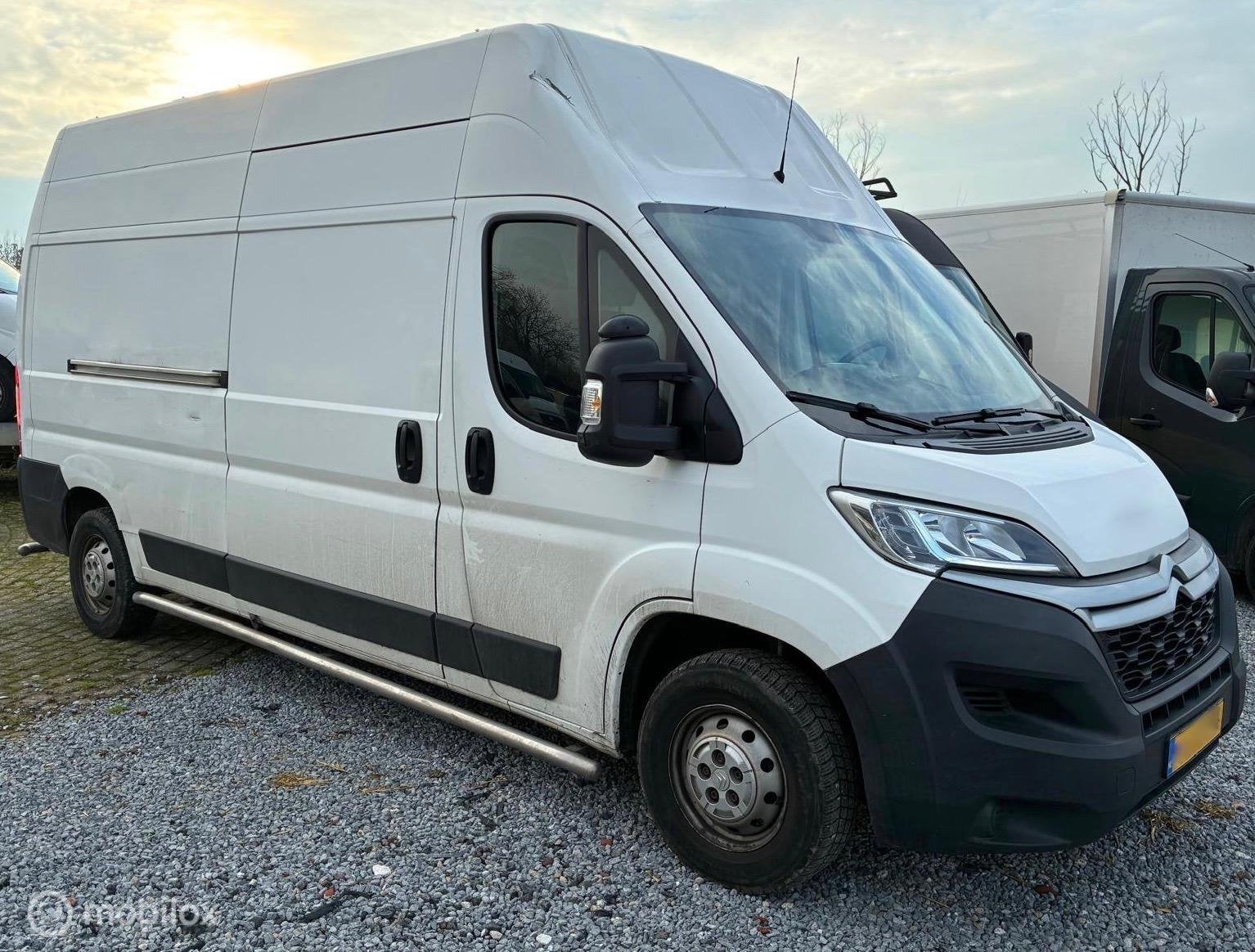Citroen Jumper 35 2.0 BlueHDi L3H3 EURO 6 MOTOR DEFEKT, Stof, Gebruikt, 4 cilinders, Citroën