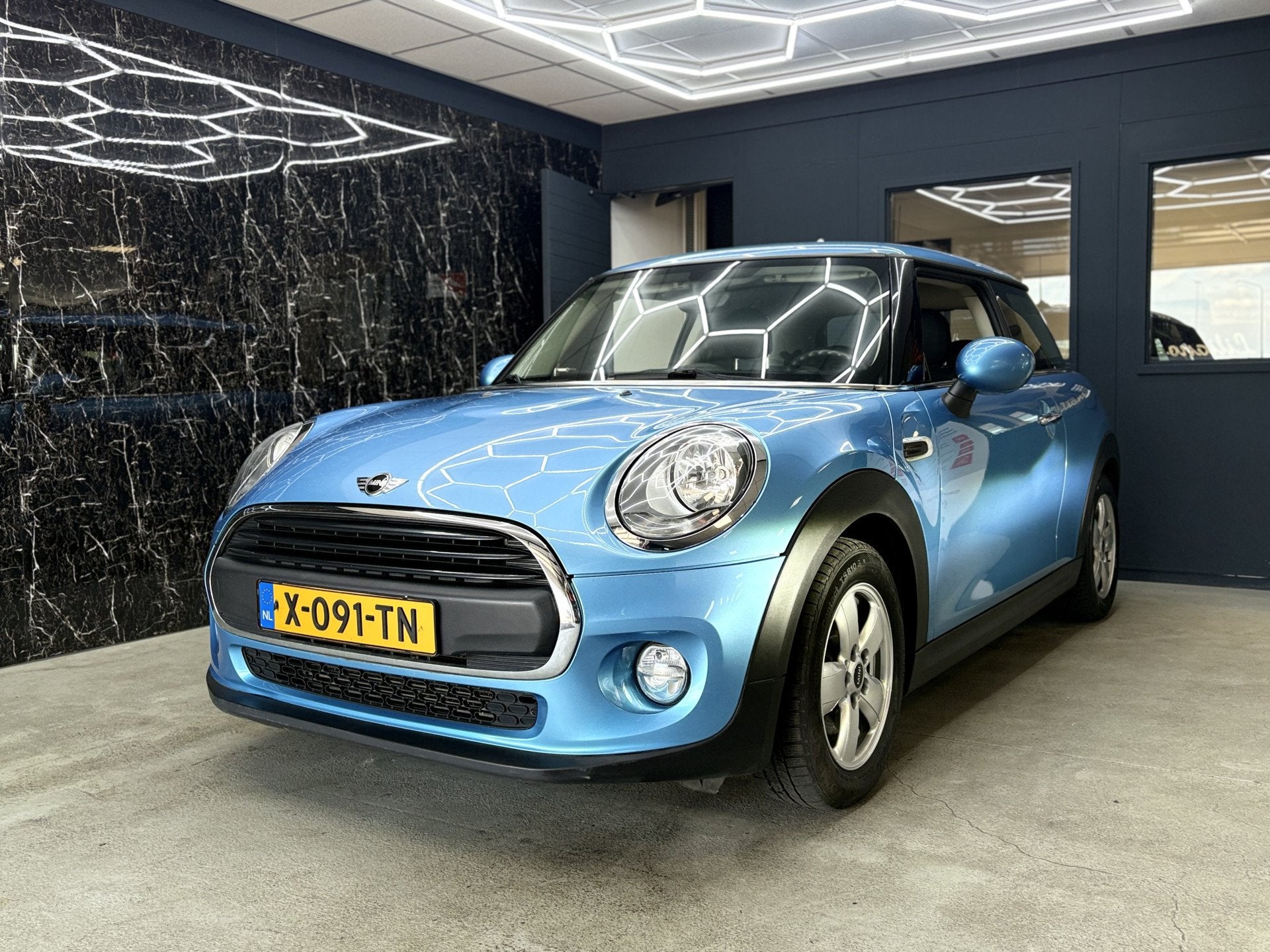 MINI Mini 1.2 One (bj 2017), Auto's, Voorwielaandrijving, Stof, Gebruikt, 1198 cc