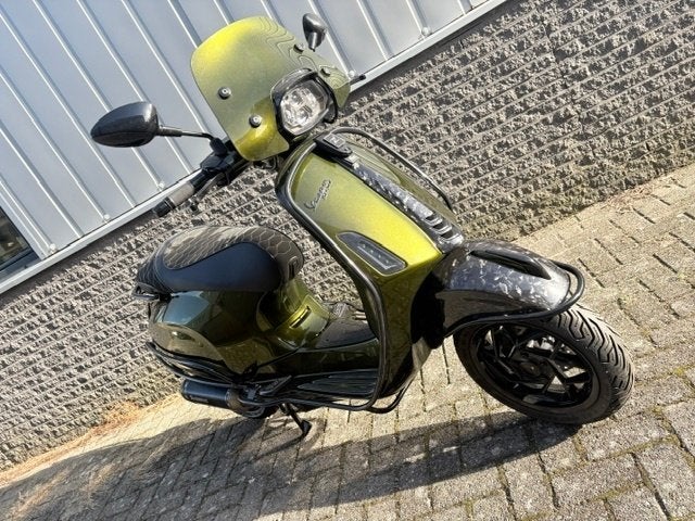 Vespa Sprint Full Custom / Zelioni / Malossi  / Akra, Overige modellen, Maximaal 45 km/u, Ophalen of Verzenden, Zo goed als nieuw