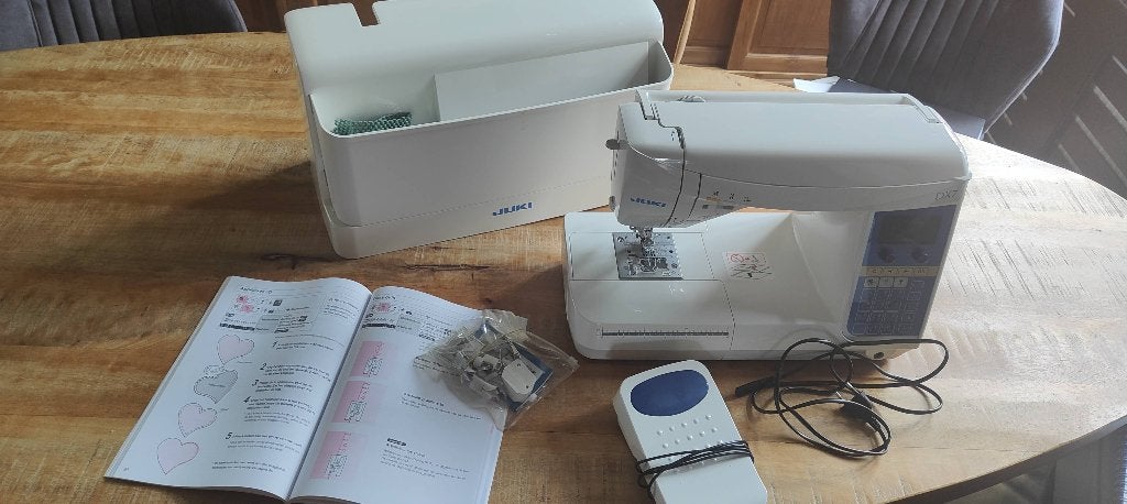 Juki HZL-DX7 Computergestuurde Naaimachine – In, Hobby en Vrije tijd, Ophalen of Verzenden, Zo goed als nieuw, Naaimachine, Overige merken
