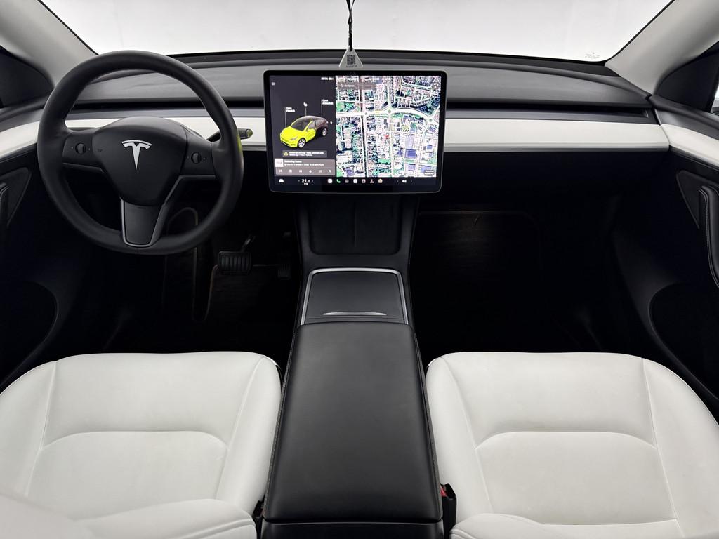 Tesla Model Y Long Range AWD 75 kWh | Snelladen | Autopilot, Automaat, Gebruikt, Wit, 351 pk