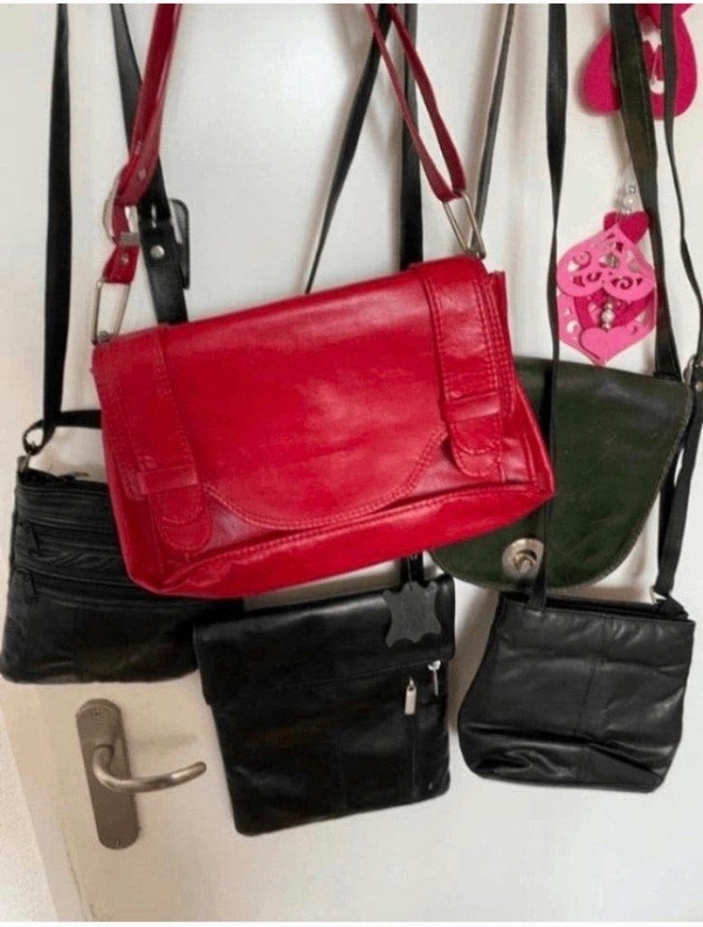 SCHOUDERTAS/CLUTCH 5 Stuks, Sieraden, Tassen en Uiterlijk, Ophalen of Verzenden, Zo goed als nieuw, Schoudertasje