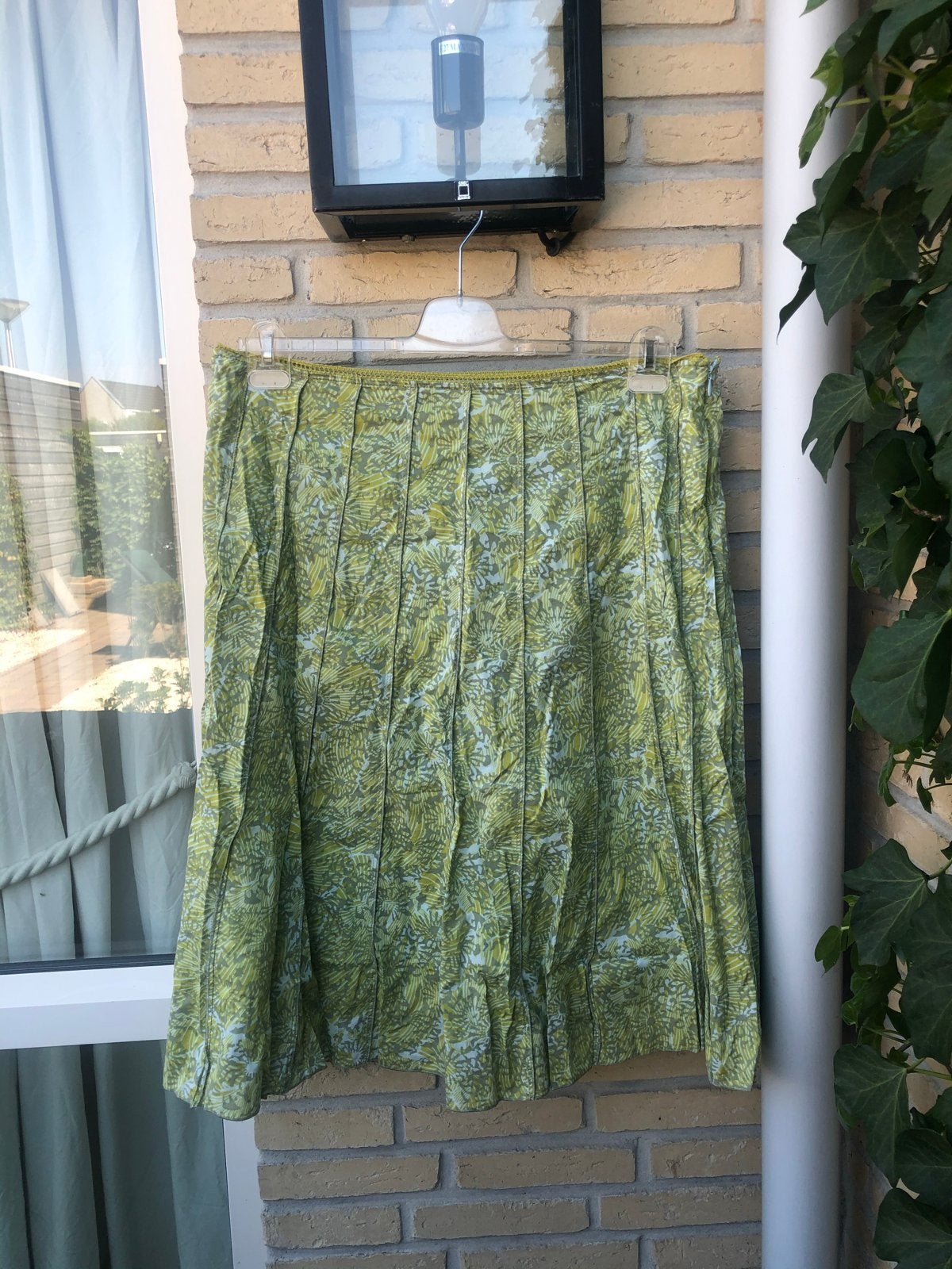 Sandwich rok met bloemenprint | groen lichtblauw | maat 44, Maat 42/44 (L), Ophalen of Verzenden, Zo goed als nieuw, Onder de knie