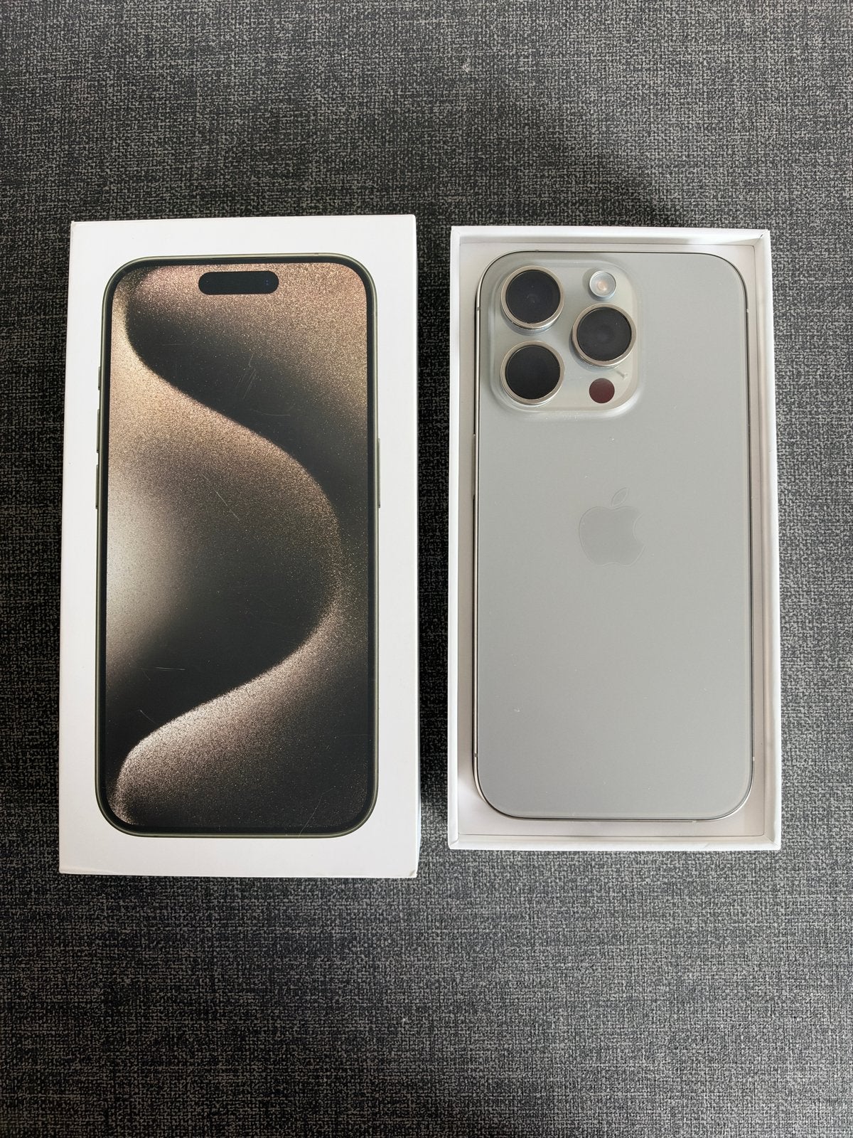 Apple iPhone 15 Pro 128GB Natural Titanium - Zeer goed