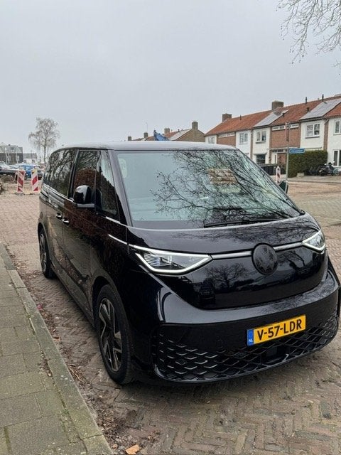 Volkswagen Id.buzz Cargo BULLI 340PK 4MOTION L1h1 2025 Zwart, Auto's, Automaat, Stof, 1800 kg, Zwart