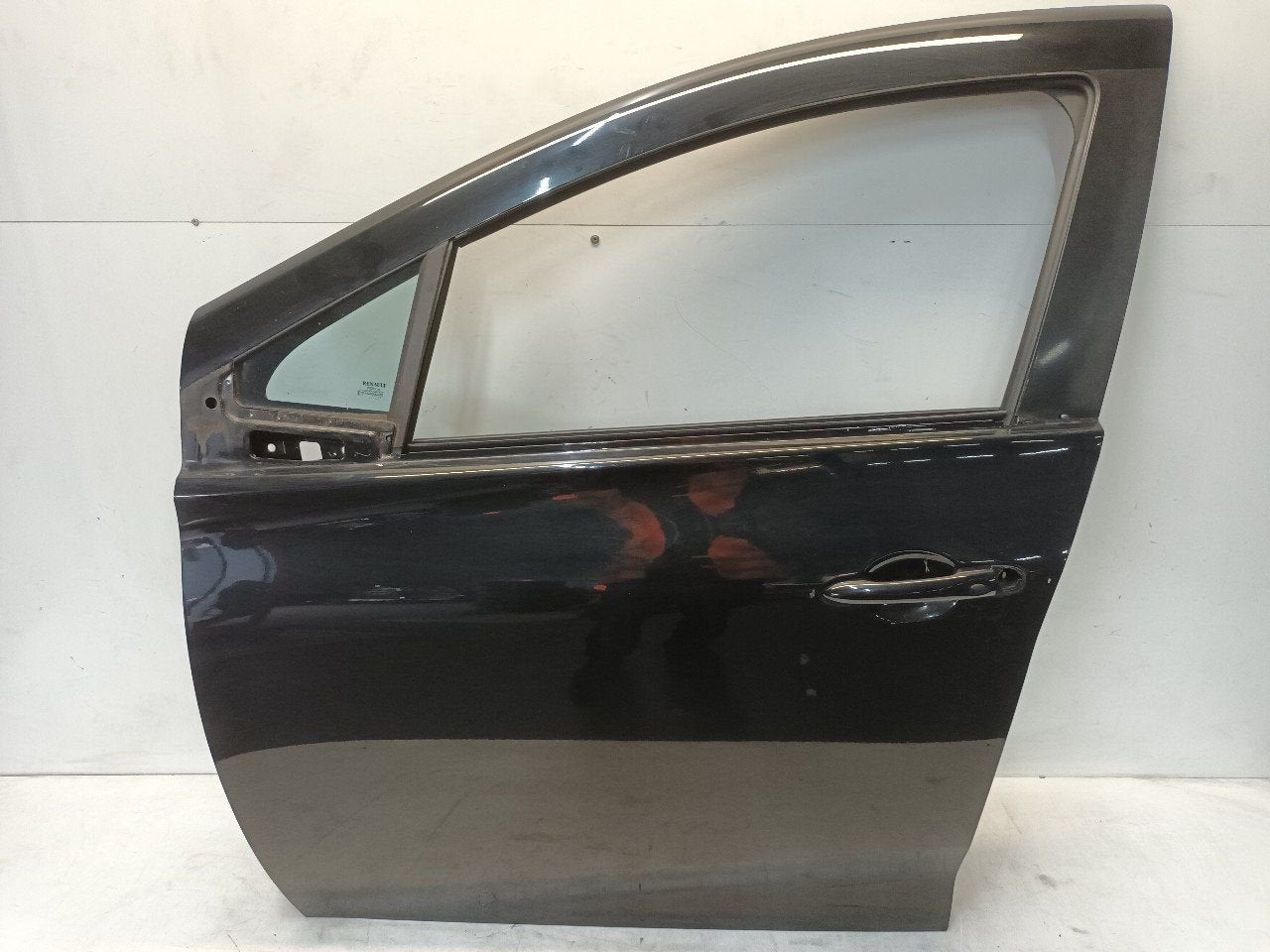 Portier links voor Renault Zoé, Onderdelen@venauto.nl, Van der Ven Autorecycling B.V., Gebruikt, Ettenseweg 76, 4706 PB Roosendaal, The Netherlands