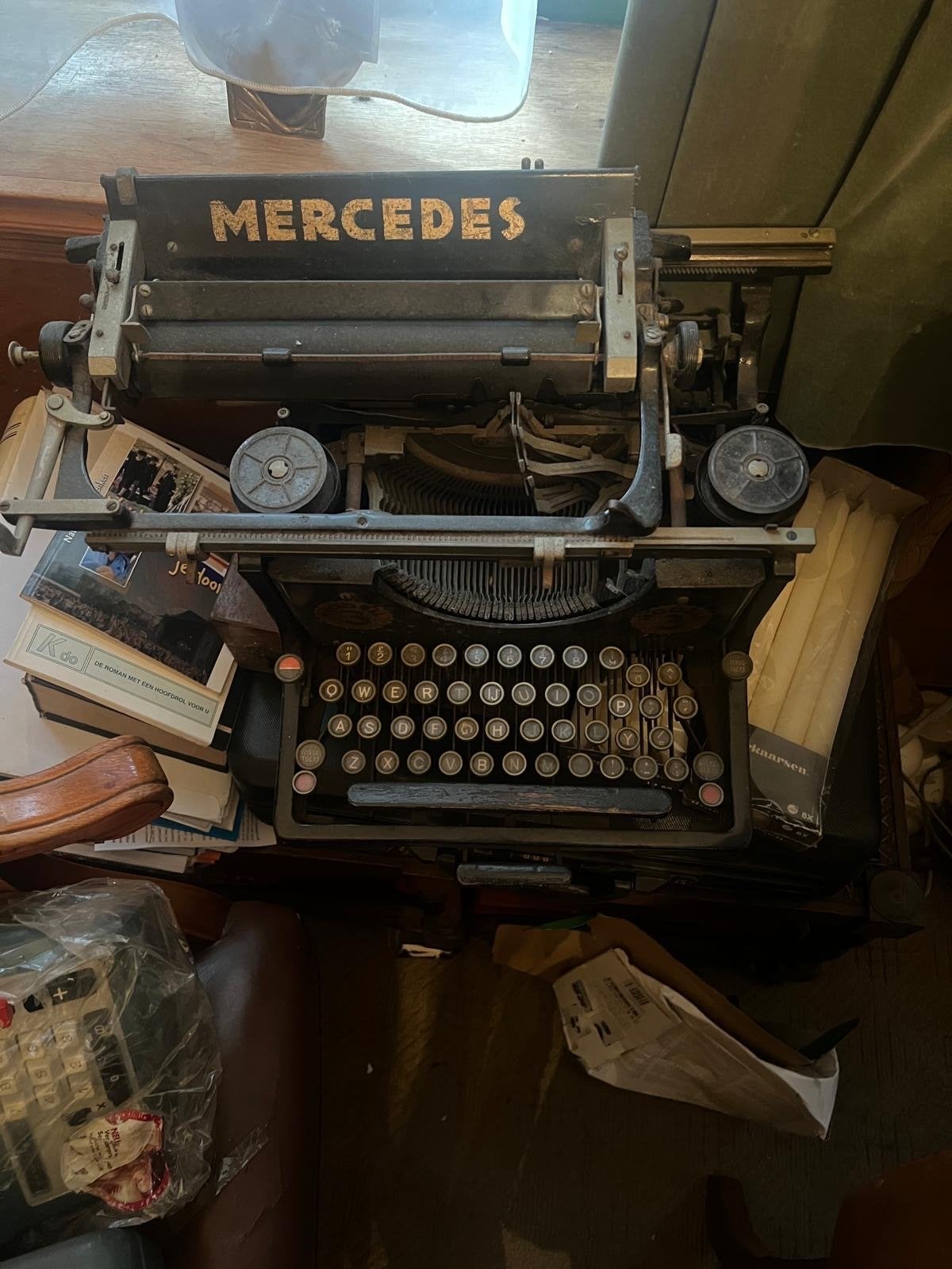 Mercedes typemachine, Ophalen of Verzenden