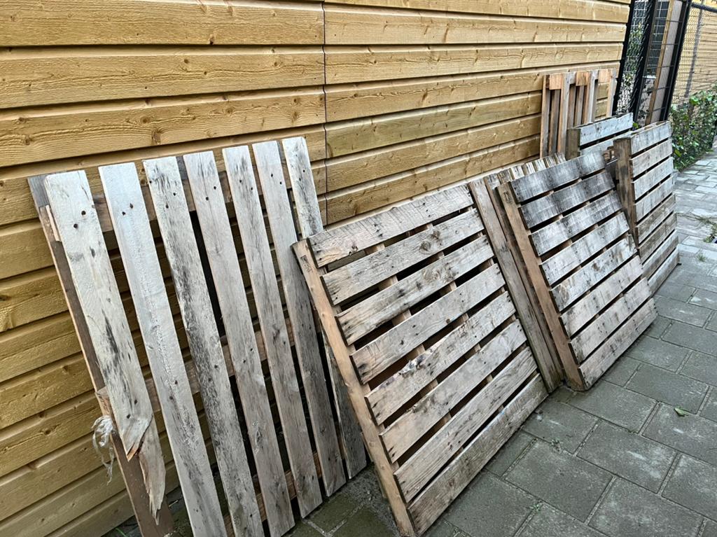 pallets gratis 7 stuks, Ophalen, Minder dan 3 meter, Hout, 1 tot 2 meter