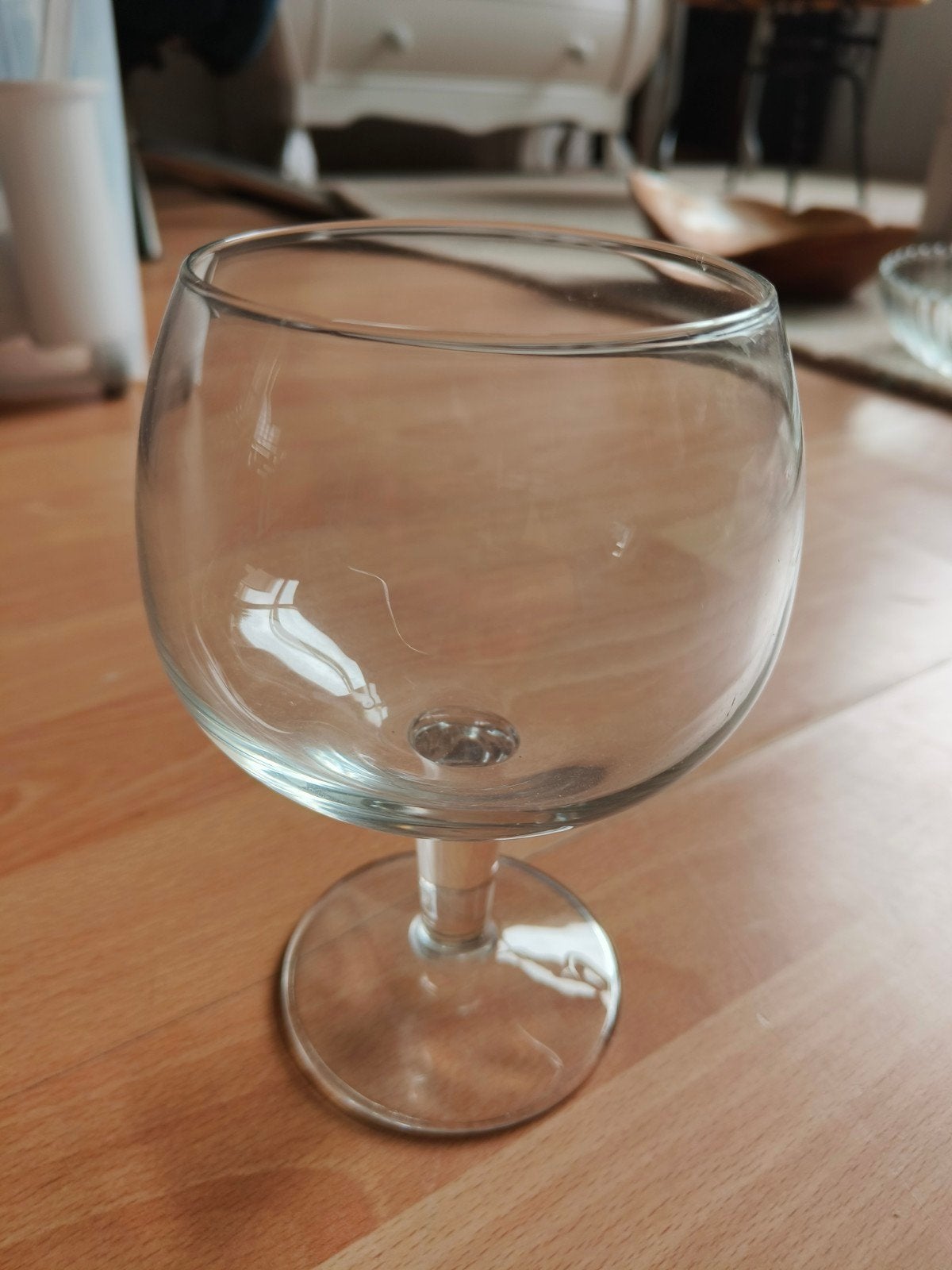 Wijnglas met brede kelk, Antiek en Kunst, Antiek | Glas en Kristal, Ophalen
