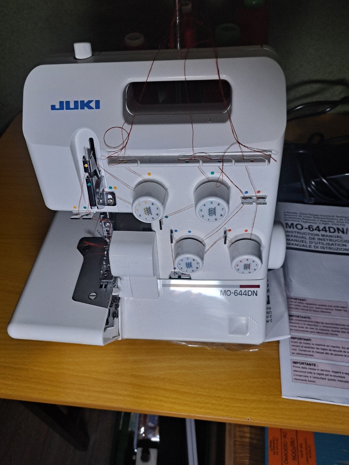 Juki MO-644DN Overlockmachine met accessoires, Hobby en Vrije tijd, Naaien en Fournituren, Ophalen, Gebruikt, Overige typen