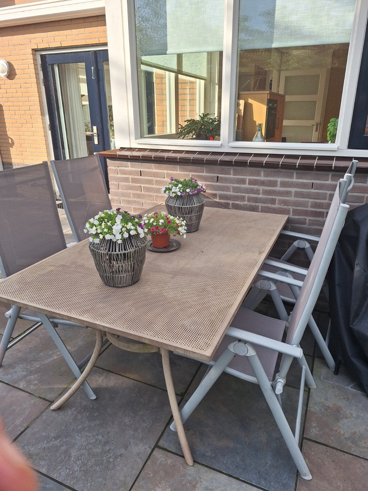 Degelijk tuinset: metalen tafel (100x160x72cm) + 4 stoelen, Tuin en Terras, Tuinsets en Loungesets, Ophalen of Verzenden, Gebruikt