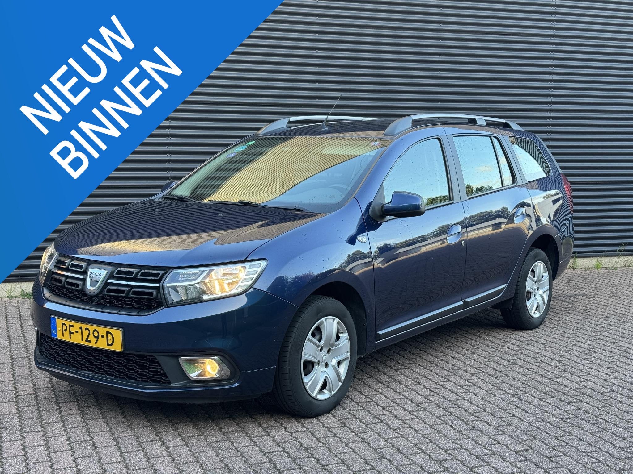 Dacia Logan MCV 0.9 TCe Laureate BI-Fuel LPG/Dealer onderhou, Auto's, Voorwielaandrijving, 898 cc, Stof, Gebruikt
