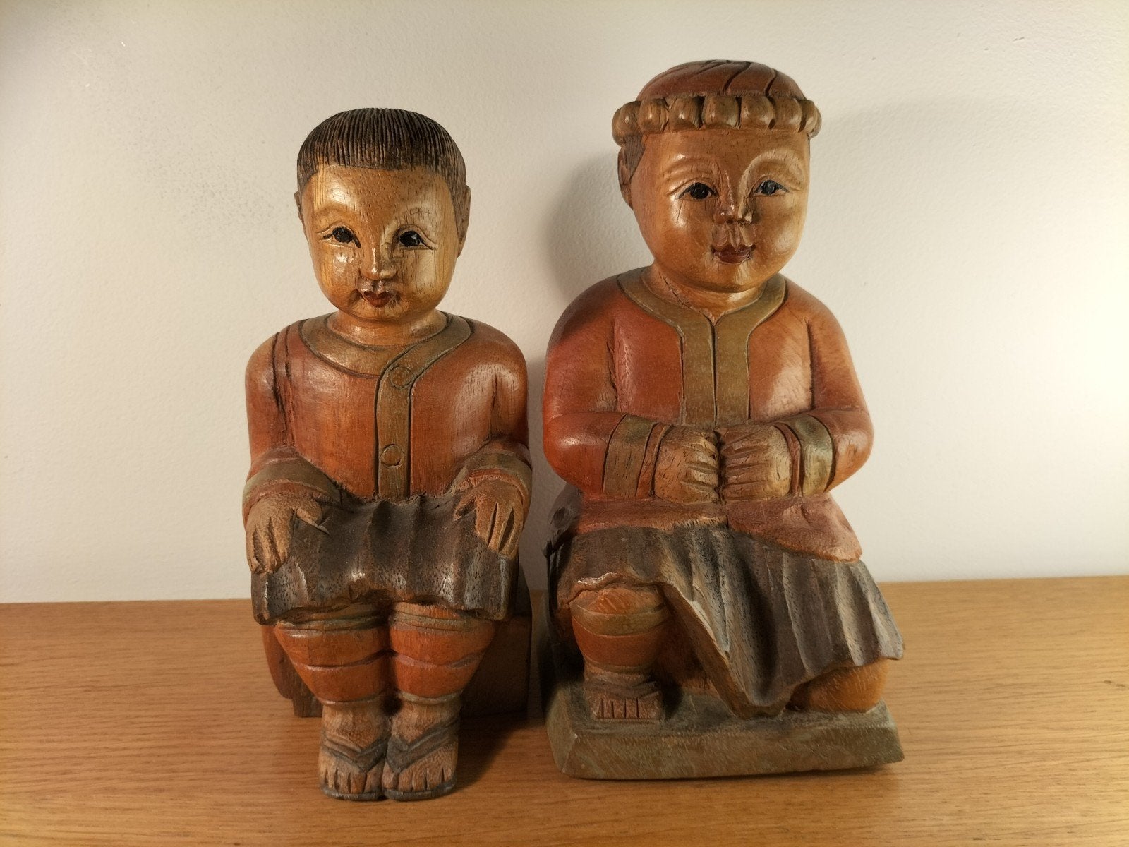 Oosterse houten beeldjes, Antiek en Kunst, Ophalen of Verzenden, Hout