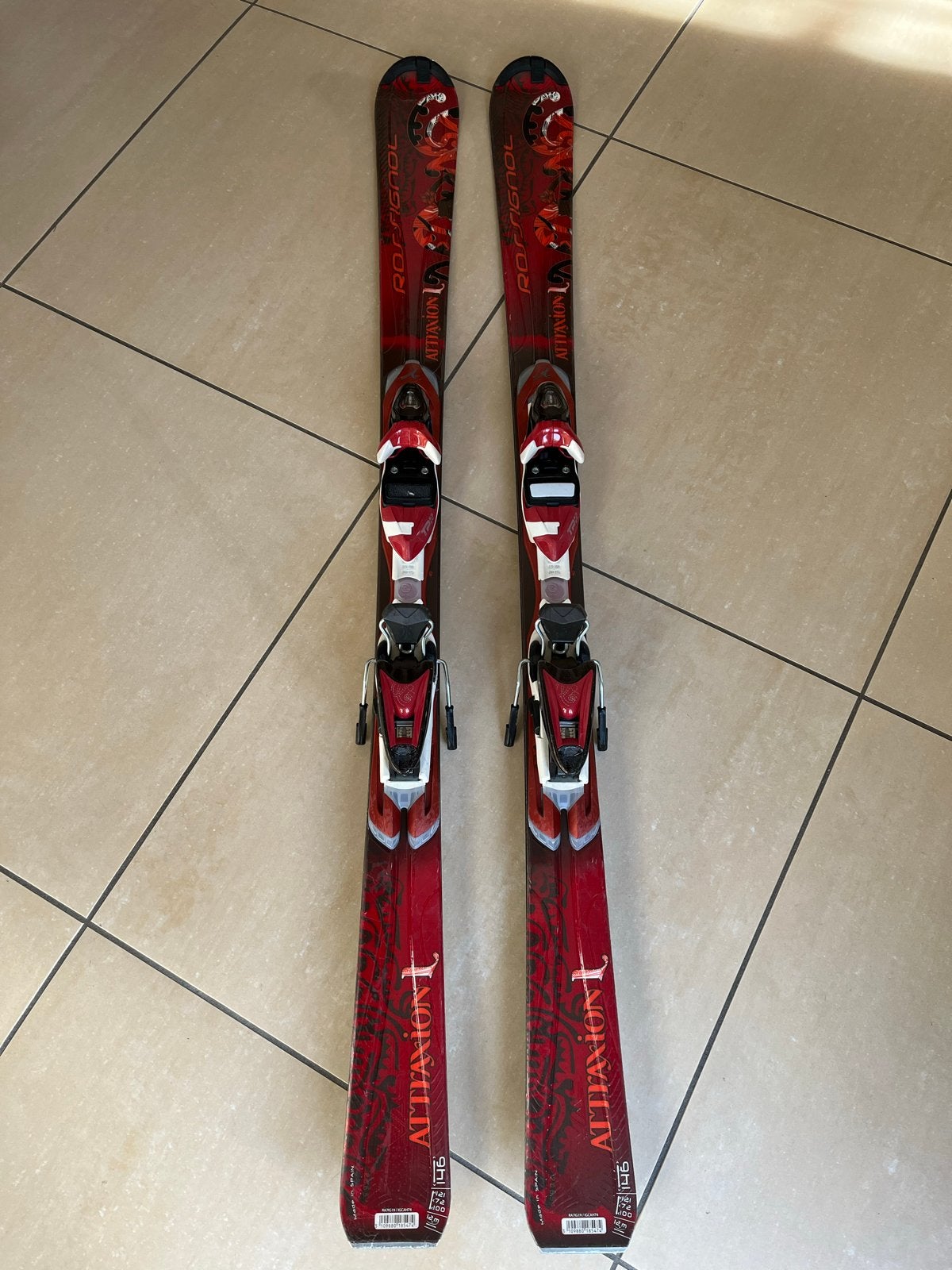 Rossignol Attraxion ski's - decoratie (binding kapot), Ophalen, 140 tot 160 cm, Gebruikt, Rossignol