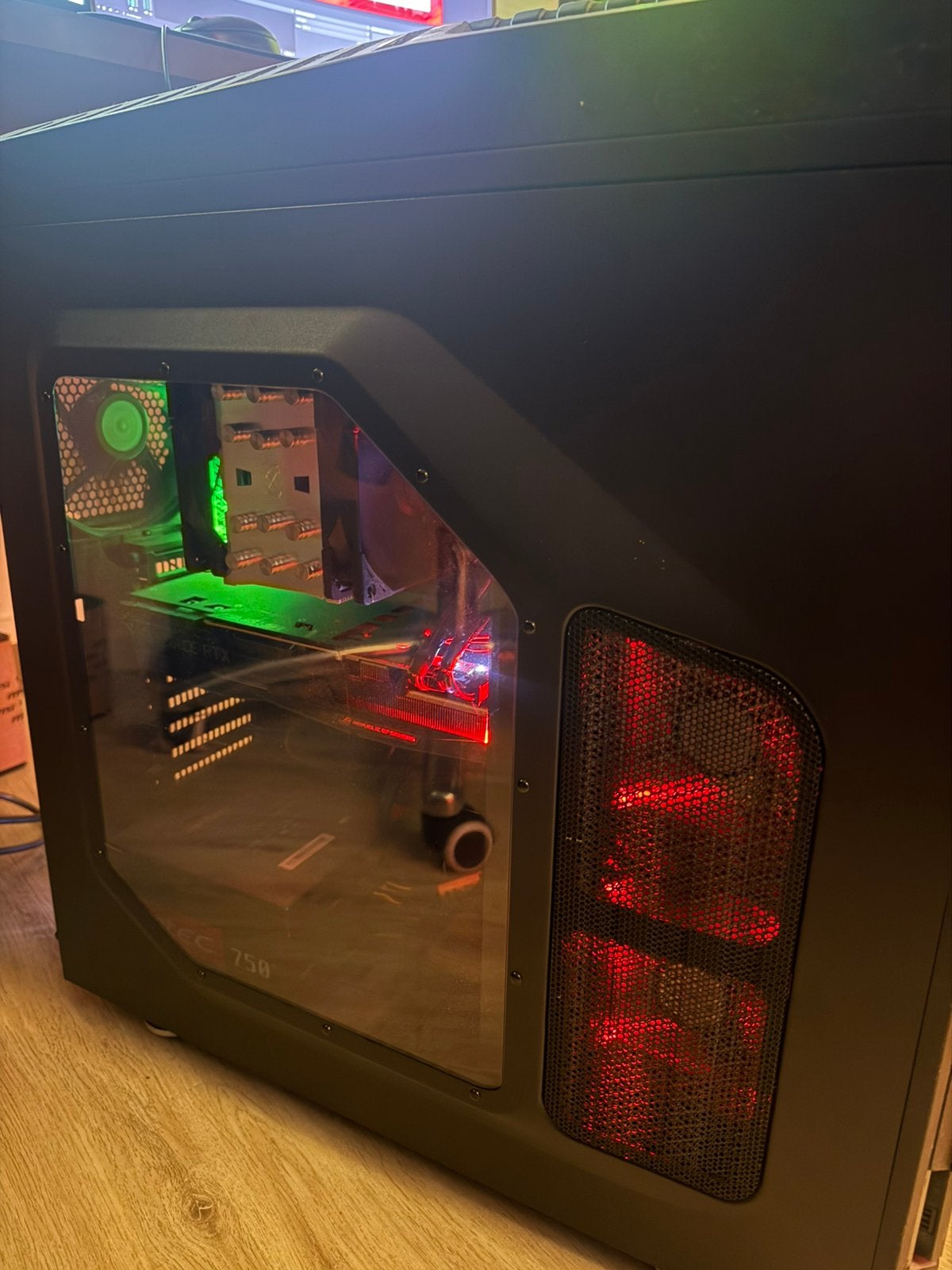 republiek of gamers PC 2019 (specs staan in afbeeldin), Ophalen, Gebruikt