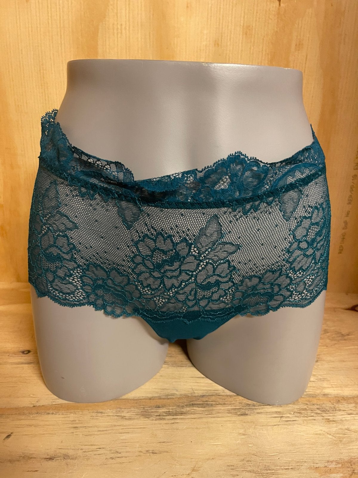 Lise charmel shorty Maat 42 Model sublime en dentelle, Verzenden