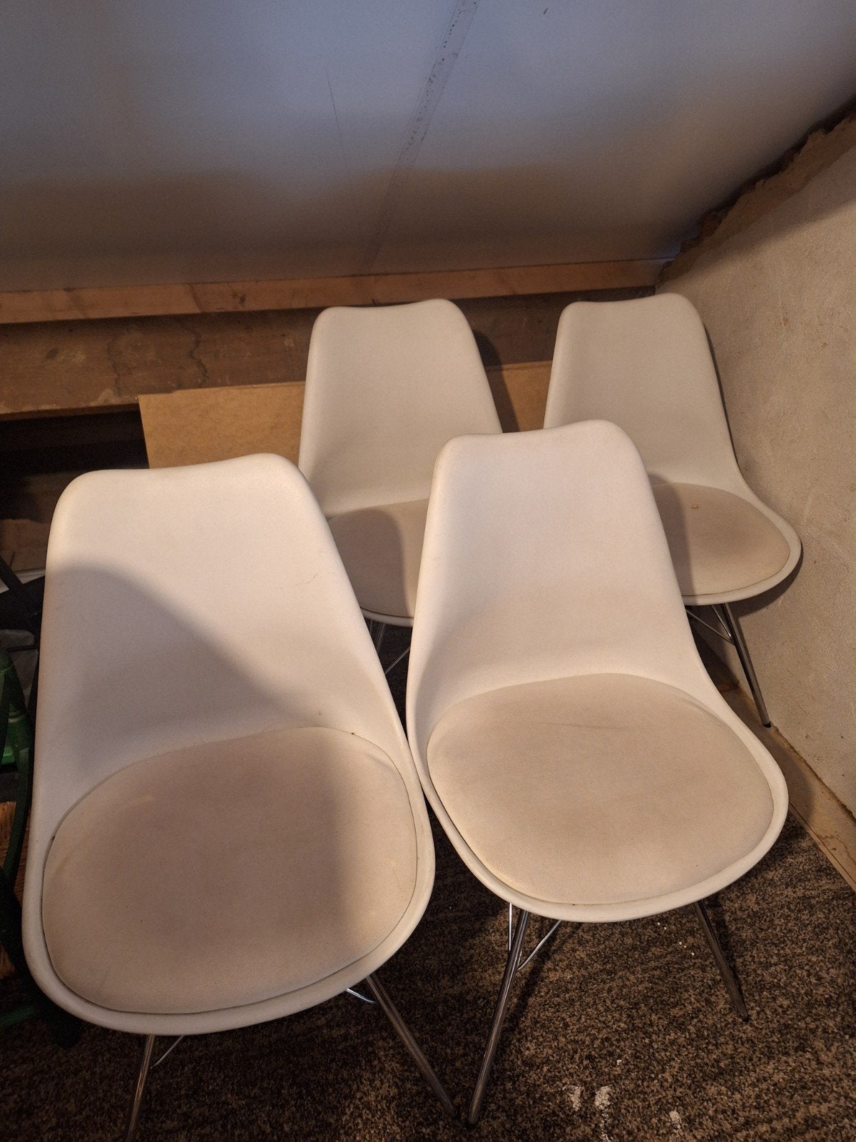 4 witte stoelen, Ophalen, Wit, Vier, Modern