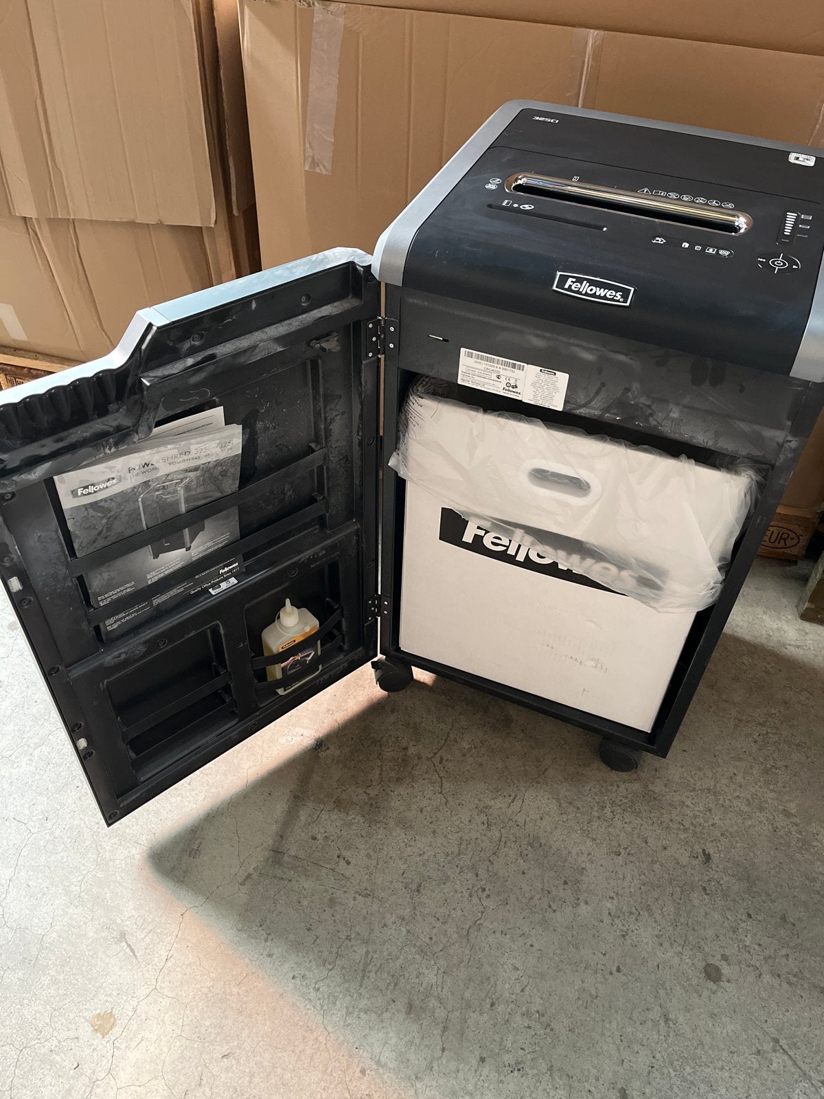Fellowes 325Ci papiervernietiger, Diversen, Ophalen of Verzenden, Email, Fabrikant, Adres