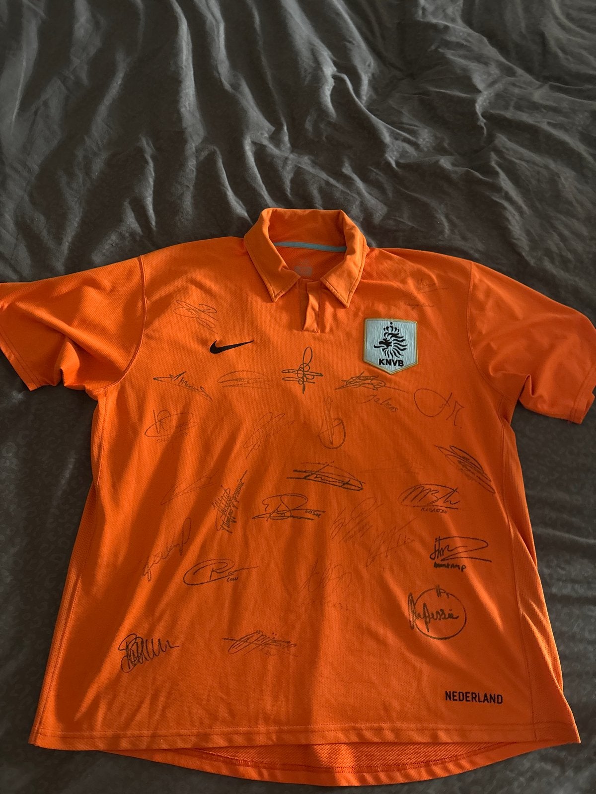 Gesigneerd Nederlands elftalshirt WK 2006 door selectie, Ophalen of Verzenden, Zo goed als nieuw, Overige sporten, Shirt