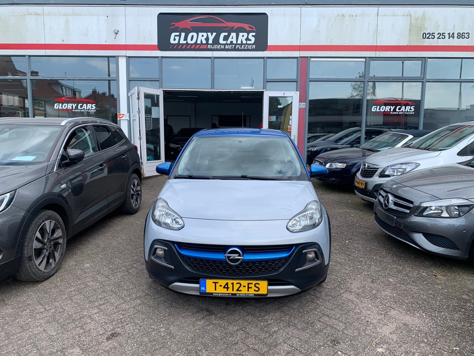 Opel ADAM 1.4 ROCKS-FAVORITE-NAVI-CRUISE-ALLE OPTIE, Auto's, Voorwielaandrijving, 4 cilinders, Leder en Stof, Automatische klimaatregeling