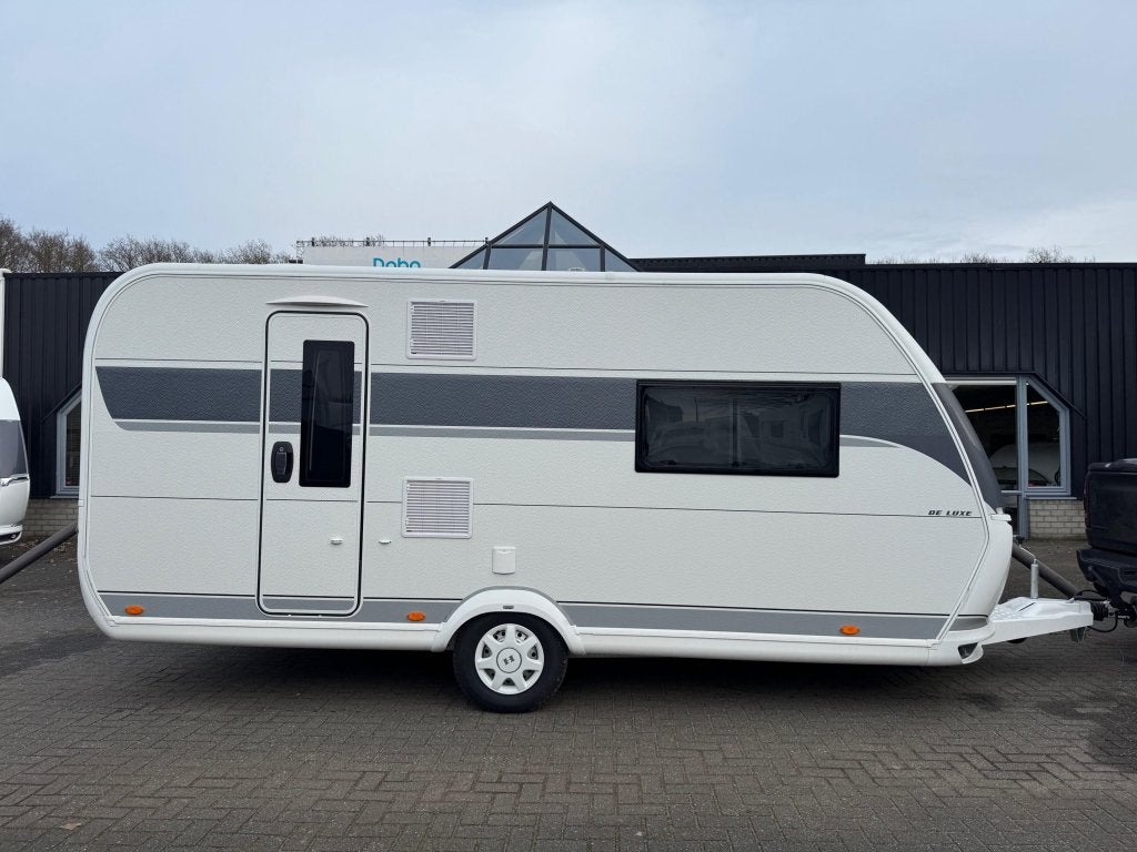 Hobby De Luxe 460 SFF 2026 | Queensbed, Hobby, Bedrijf, Tot en met 3, 4 tot 5 meter