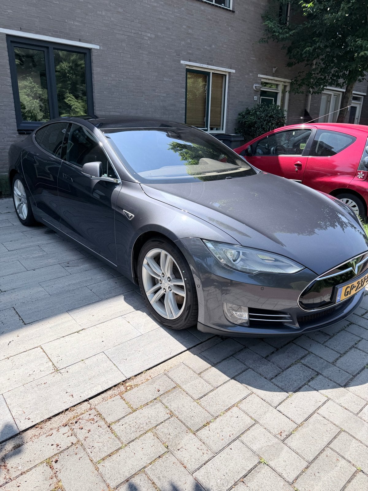Tesla Model S 2015 | New Tesla Battery | MCU2 | CCS | SC01, Zwart, Model S, 435 min, 31 min