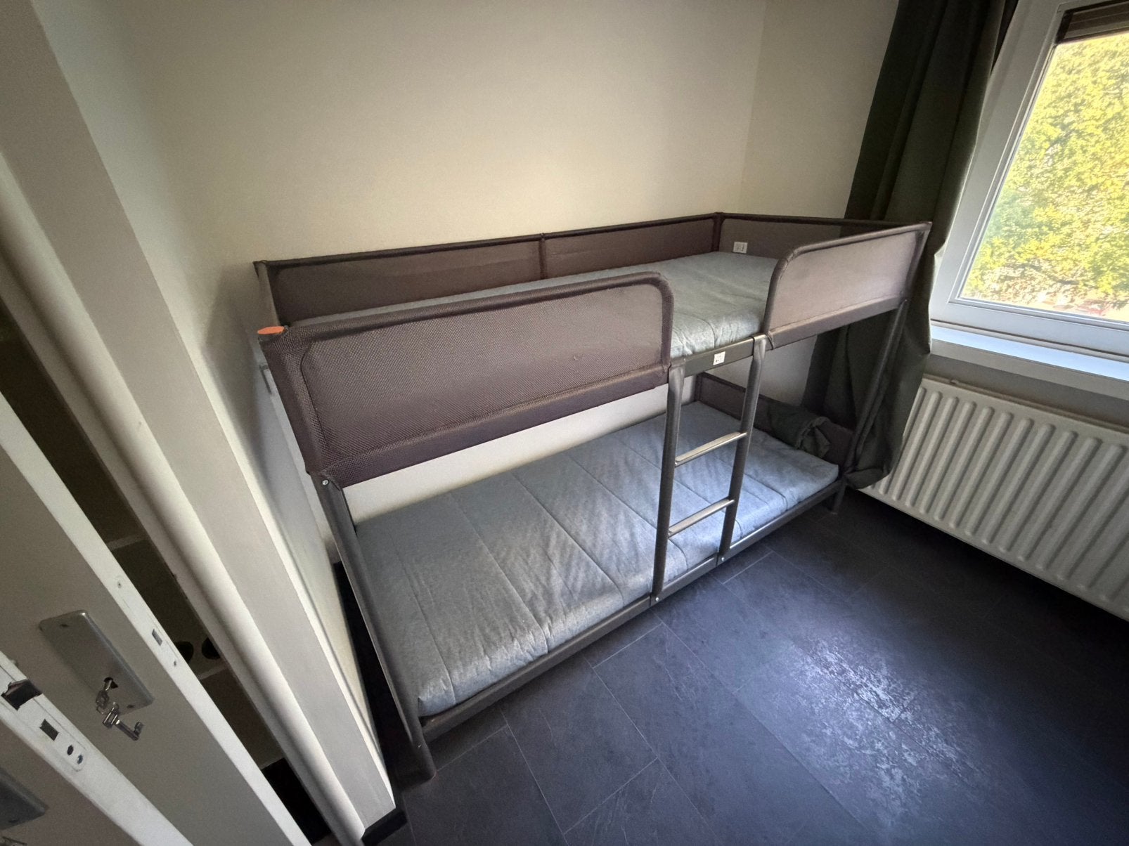 Stapelbed, Ophalen, 90 cm, Tweepersoons, Zo goed als nieuw