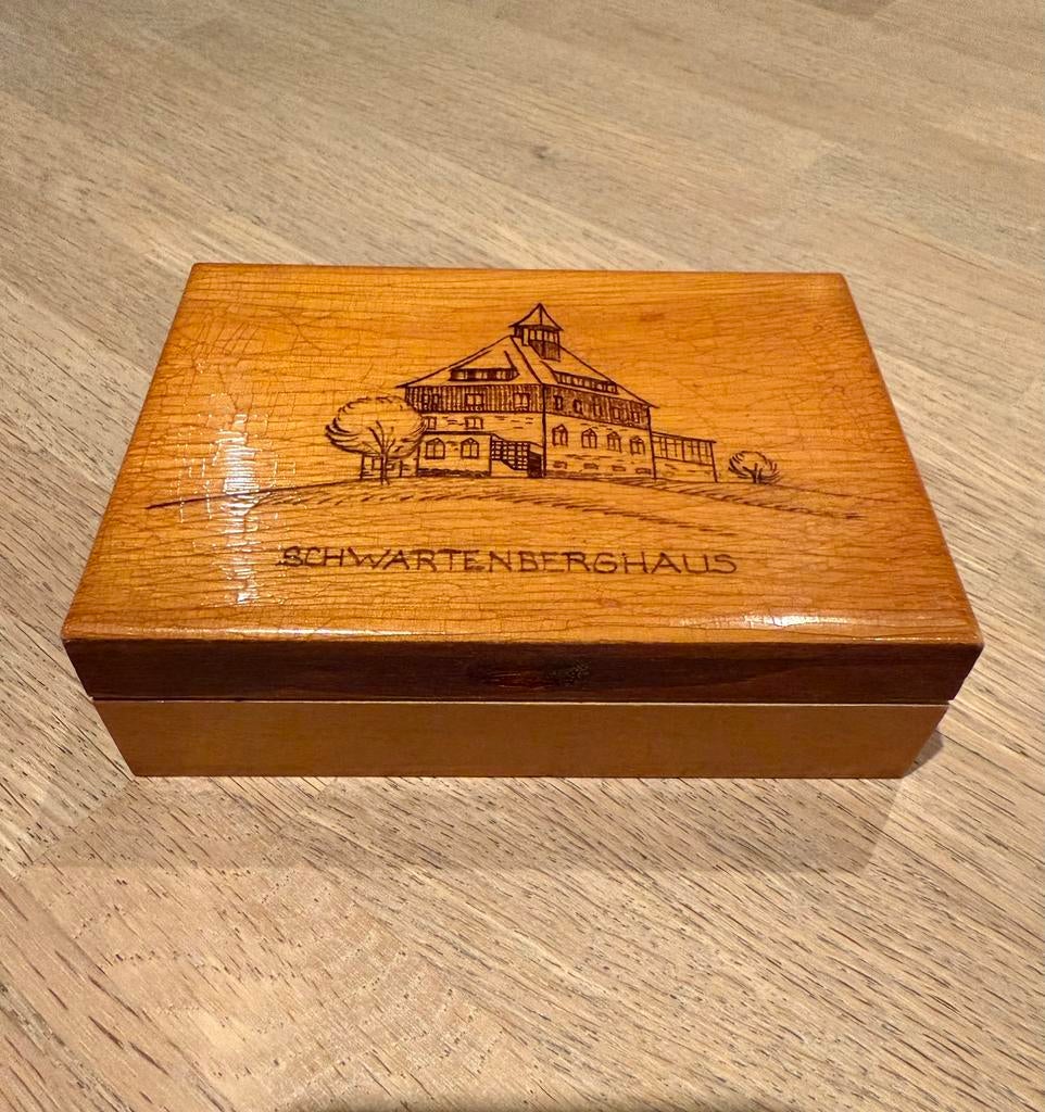 Houten opberg doosje uit de DDR. Handgemaakt., Ophalen of Verzenden