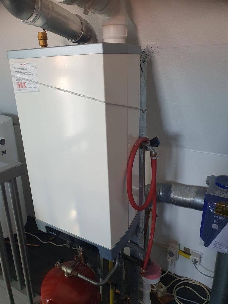 Cv ketel boiler met en zonder warm water bad dousch zuinig, Doe-het-zelf en Verbouw, Geisers en Boilers, 20 tot 100 liter, Ophalen of Verzenden