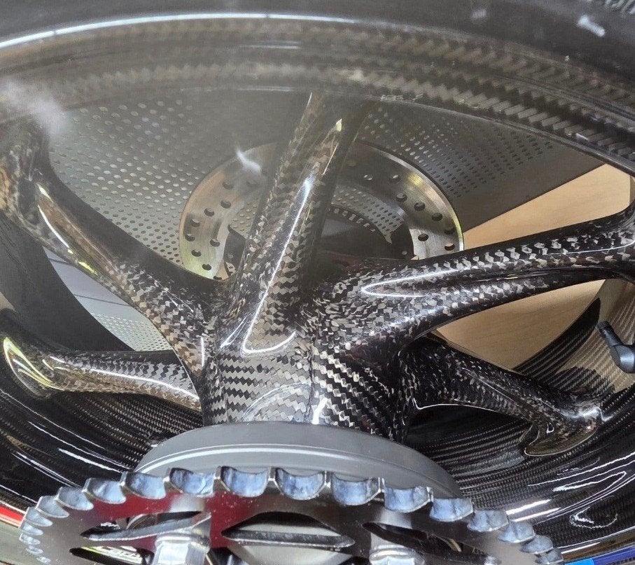 BMW Motorrad M Carbon wielen set (voor en achter), Motoren, Ophalen of Verzenden