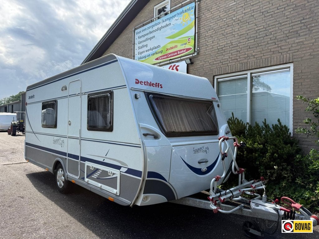 Dethleffs Summer Edition 490 TK +voortent+fietsenrek, Caravans en Kamperen, Treinzit, Dethleffs, Kachel, Tot en met 5