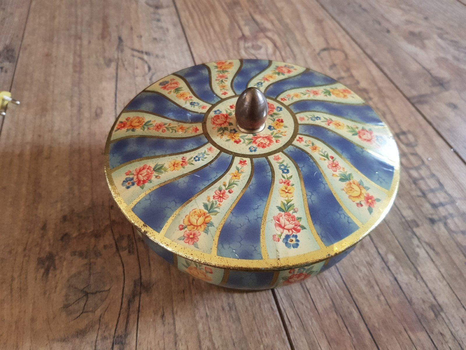 blik met een prachtig bloemmotief / koekjestrommel Belgisch, Verzamelen, Ophalen of Verzenden, Gebruikt, Overige