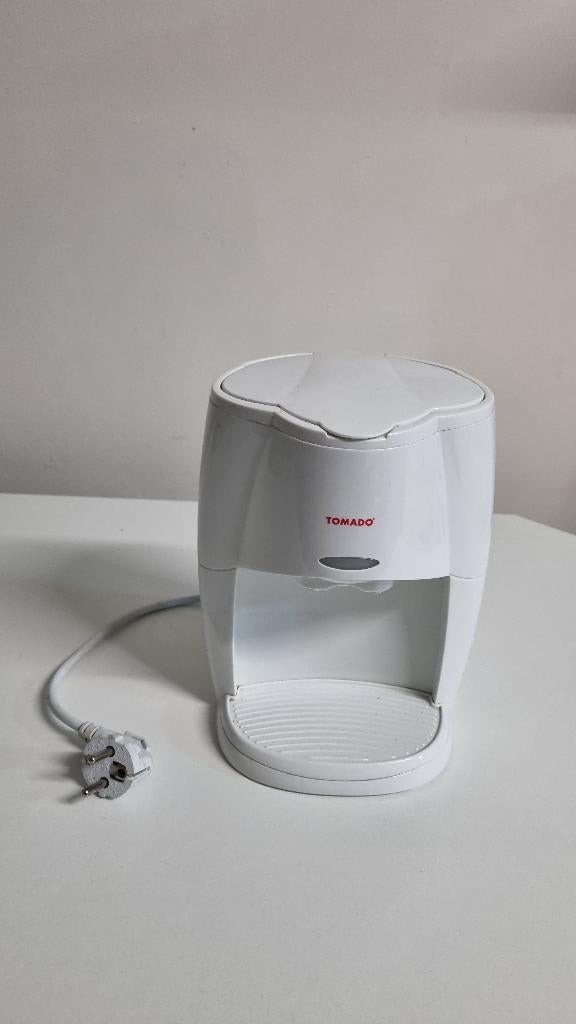 Eenvoudig koffiezetapparaat bv voor op de camping, Gebruikt, Koffiemachine, Gemalen koffie, 2 tot 4 kopjes