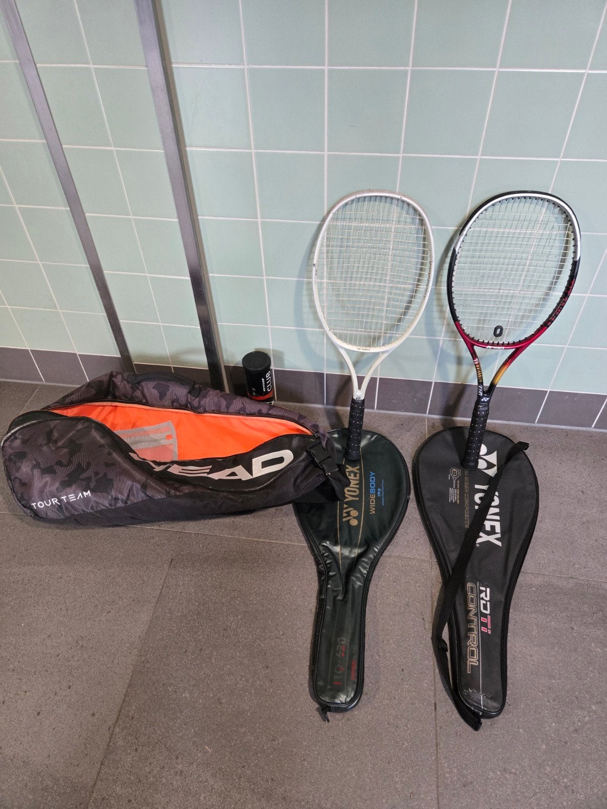 Yonex Tennis Rackets, Head Tas & Dunlop Tennisballen Set, Sport en Fitness, Ophalen of Verzenden, Gebruikt, Racket