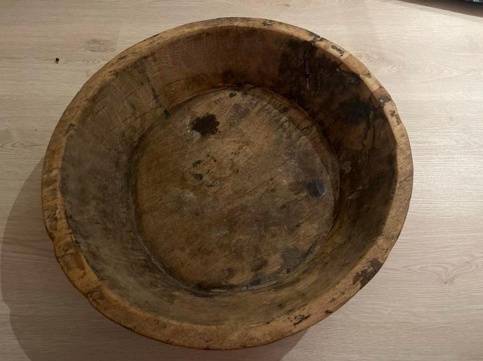 Grote houten olijfbak, diameter 51,5 cm, van Woontheater, Huis en Inrichting, Woonaccessoires | Schalen en Manden, Ophalen, Schaal