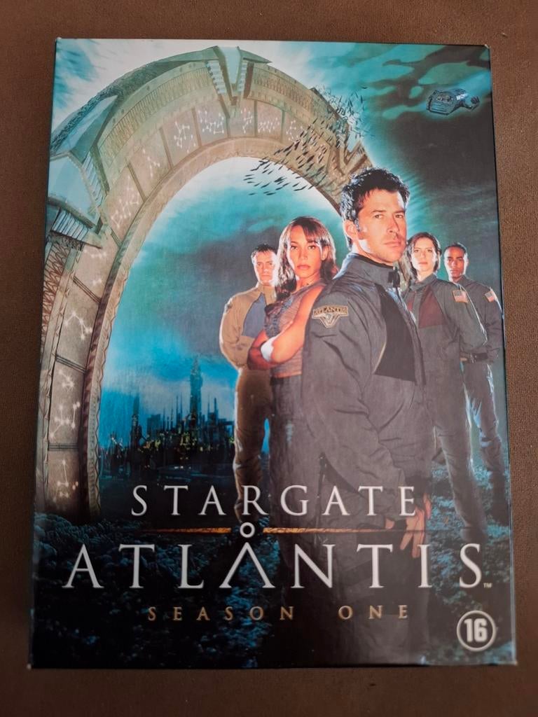 2Dvd Boxsets Stargate Atlantis Seizoen 1en Seizoen2, Cd's en Dvd's, Ophalen, Boxset, Science Fiction en Fantasy, Zo goed als nieuw