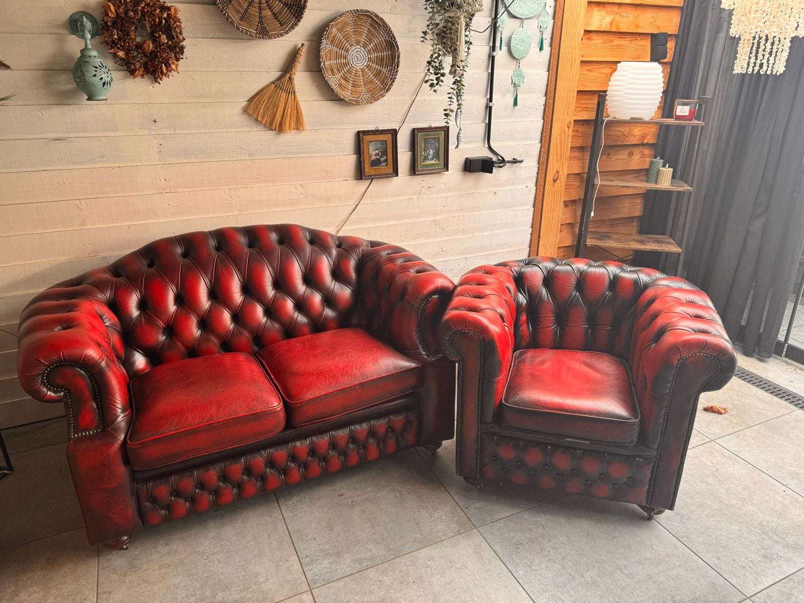 Chesterfield bank en fauteuil - rood leer