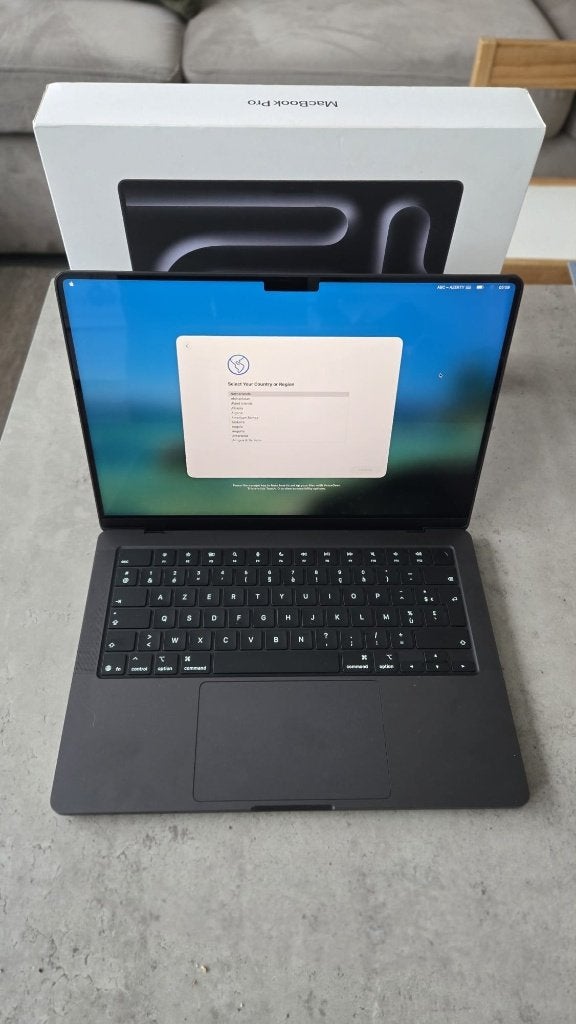 MacBook Pro 14” M5 – 16GB/512GB – AZERTY – MDM LOCK!, Computers en Software, Apple Macbooks, Zo goed als nieuw, MacBook Pro, Overige groottes